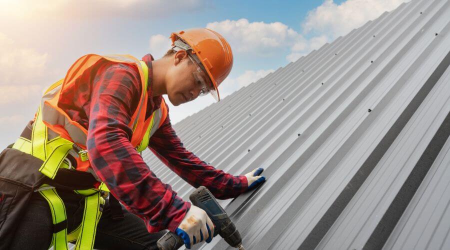 Professional Emergency Roof Repairs services in Spurlockville, WV